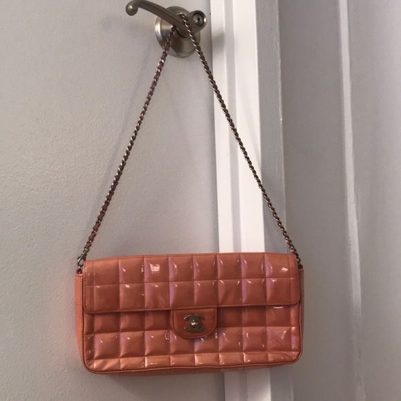 peach chanel bag